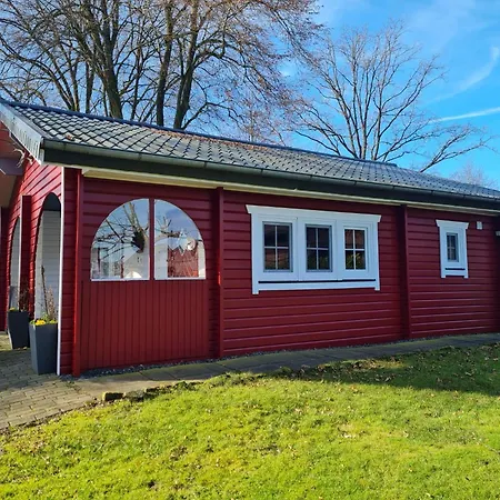 Holzhaus Im Schwedenstil