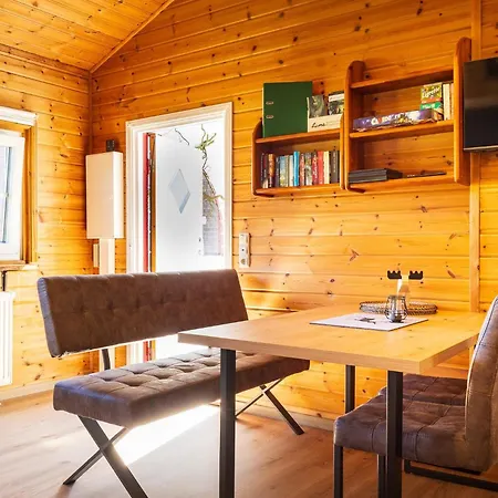 Holzhaus Im Schwedenstil Ferienhaus